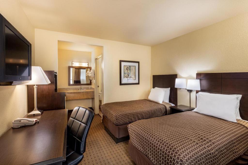 Lemon Heights Inn Tustin Esterno foto