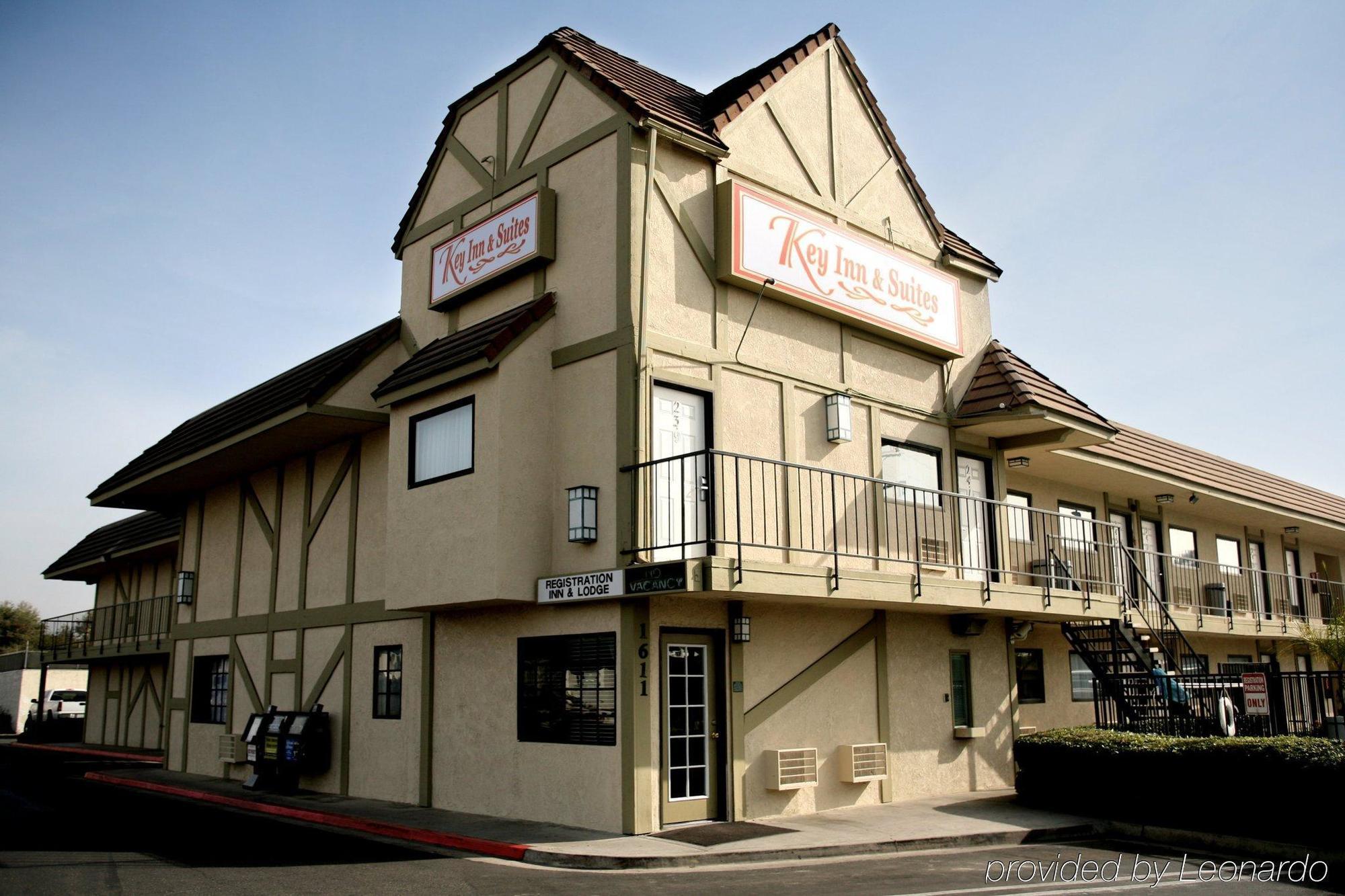 Lemon Heights Inn Tustin Esterno foto