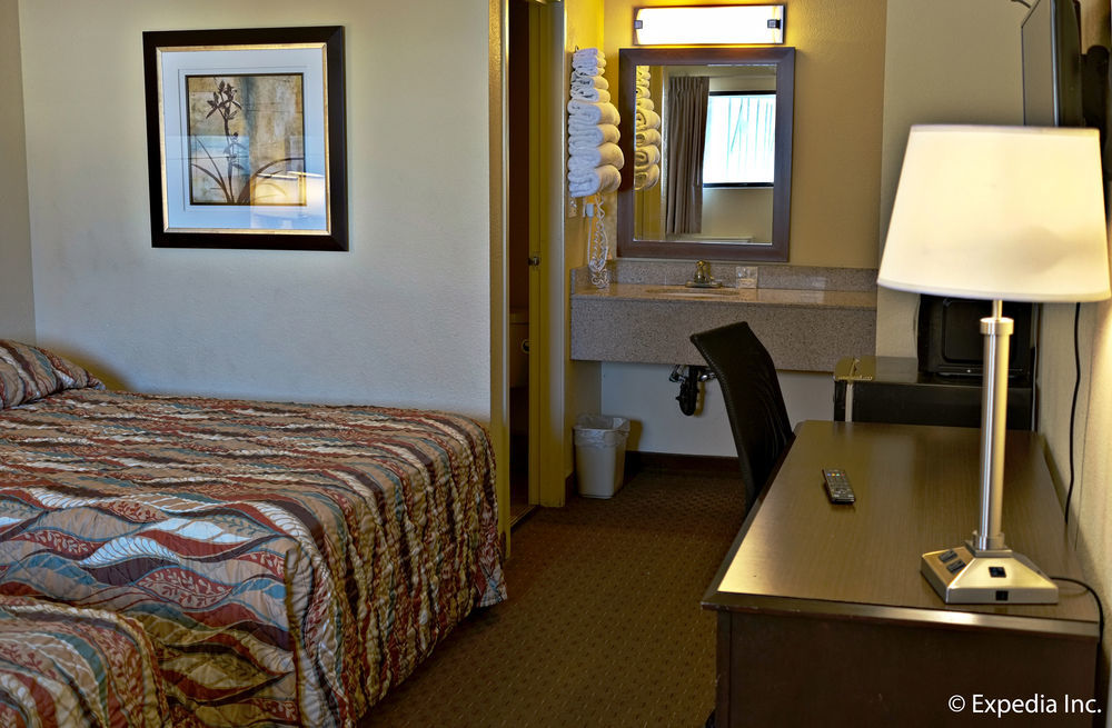 Lemon Heights Inn Tustin Esterno foto