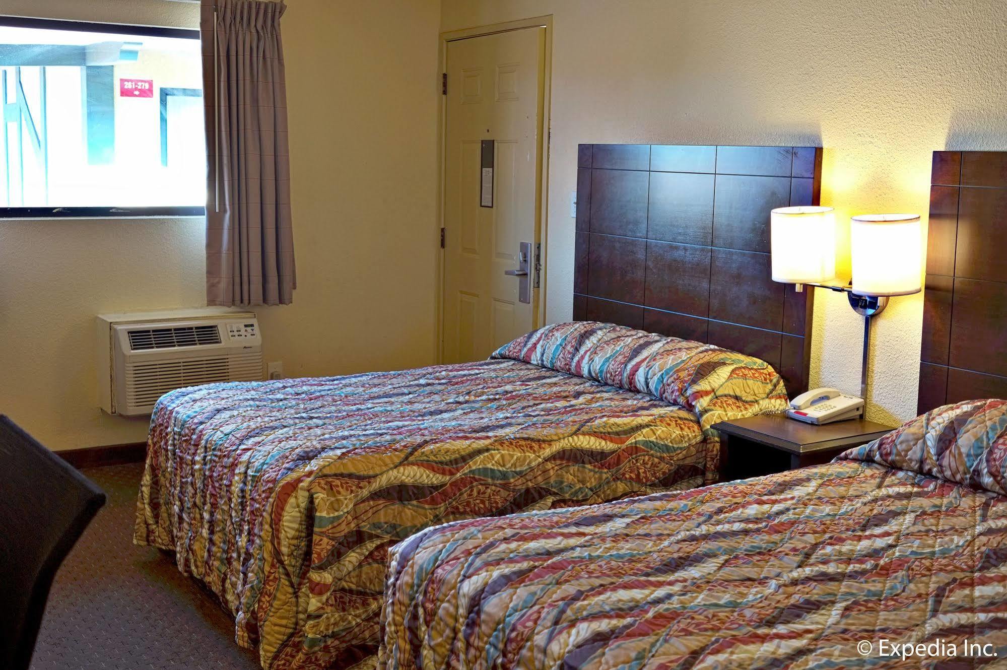 Lemon Heights Inn Tustin Esterno foto